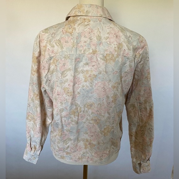 COLDWATER CREEK Pretty Cotton Linen Blend Pastel Floral denim jacket. Sz. Large - Picture 3 of 6